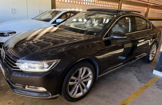 VOLKSWAGEN PASSAT 2.0 16V TSI BLUEMOTION GASOLINA HIGHLINE 4P DSG VOLKSWAGEN PASSAT 2.0 16V TSI BLUEMOTION GASOLINA HIGHLINE 4P DSG